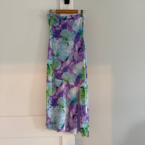 Fashion Nova Dresses & Skirts - Fashion Nova Floral Strapless Dress With Slit